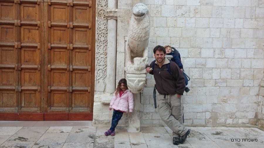 כנסיה בקונברסאנו